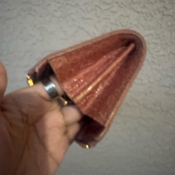 Miu Miu Pink Croc-Embossed Wallet - Picture 12 of 12